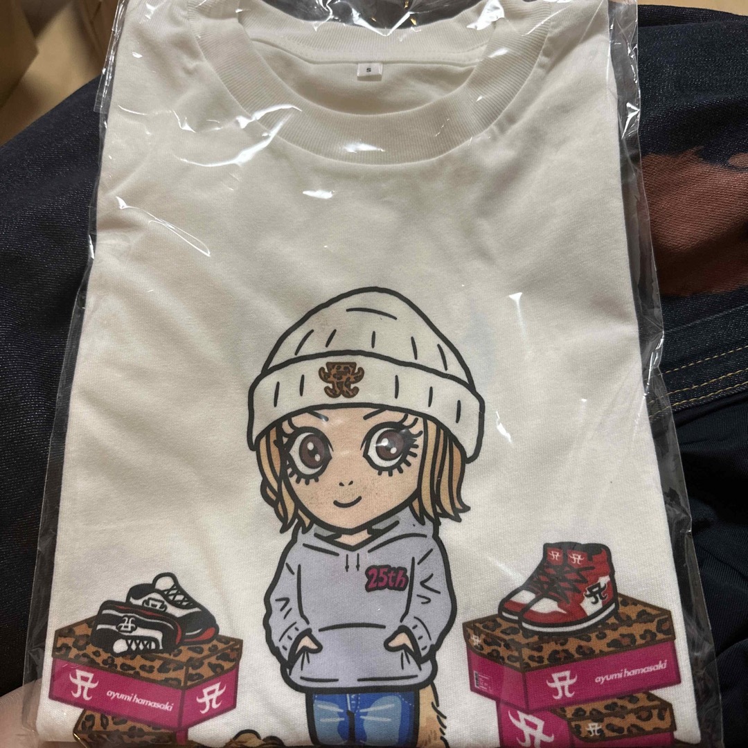 浜崎あゆみ　あゆパンTシャツSサイズ