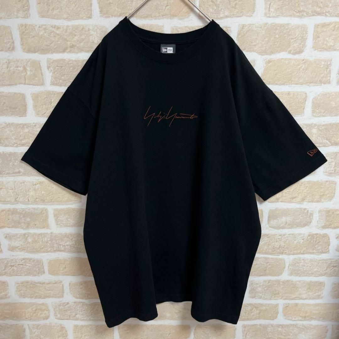 Yohji Yamamoto(ヨウジヤマモト)のYohji Yamamoto × New Era Tシャツ コラボ 刺繍ロゴ メンズのトップス(Tシャツ/カットソー(半袖/袖なし))の商品写真