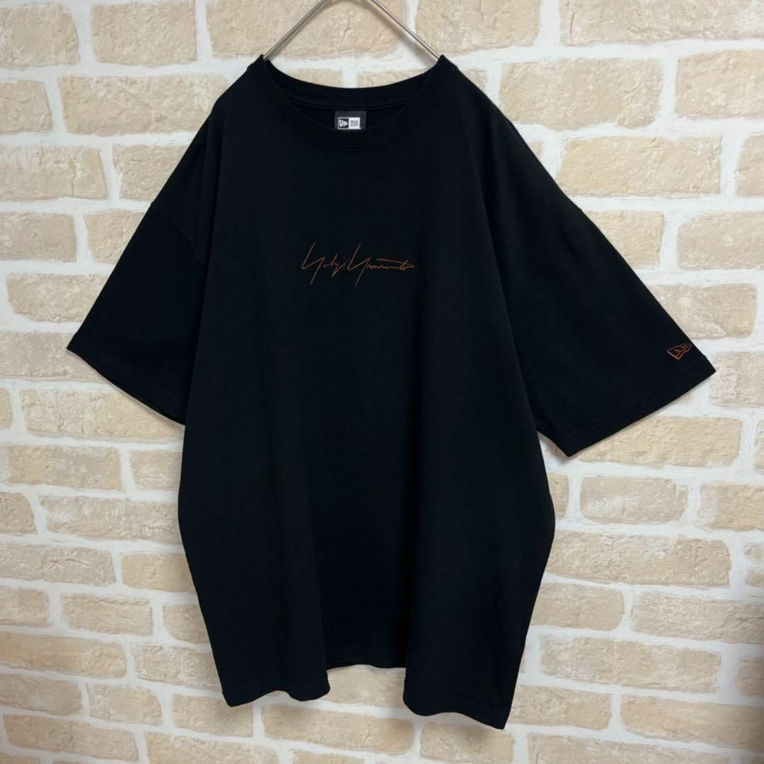Yohji Yamamoto(ヨウジヤマモト)のYohji Yamamoto × New Era Tシャツ コラボ 刺繍ロゴ メンズのトップス(Tシャツ/カットソー(半袖/袖なし))の商品写真