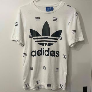 アディダス(adidas)のadidas Tシャツ　アディダス　カタカナ　ロゴ　総柄(Tシャツ(半袖/袖なし))