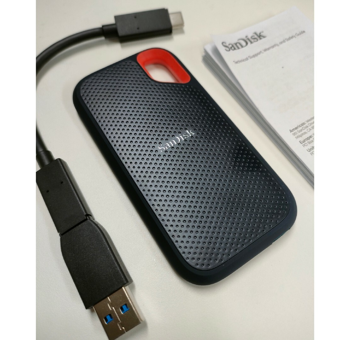 SanDisk 2TB ポータブルSSD