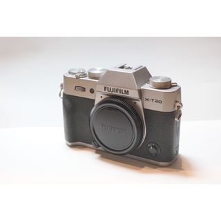 フジフイルム(富士フイルム)のFUJIFILM  X-T20ボディ(ミラーレス一眼)