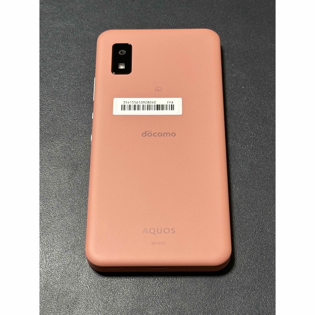 d ほぼ新品 SIMフリー AQUOS wish2 SH-51C 64GB スマホ/家電/カメラのスマートフォン/携帯電話(スマートフォン本体)の商品写真