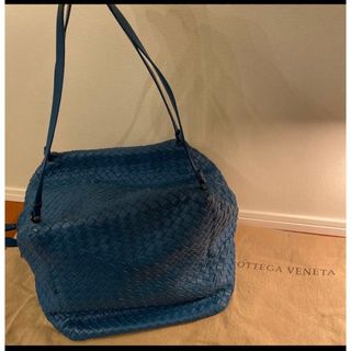 ボッテガ(Bottega Veneta) 本革 ショルダーバッグ(レディース)の通販