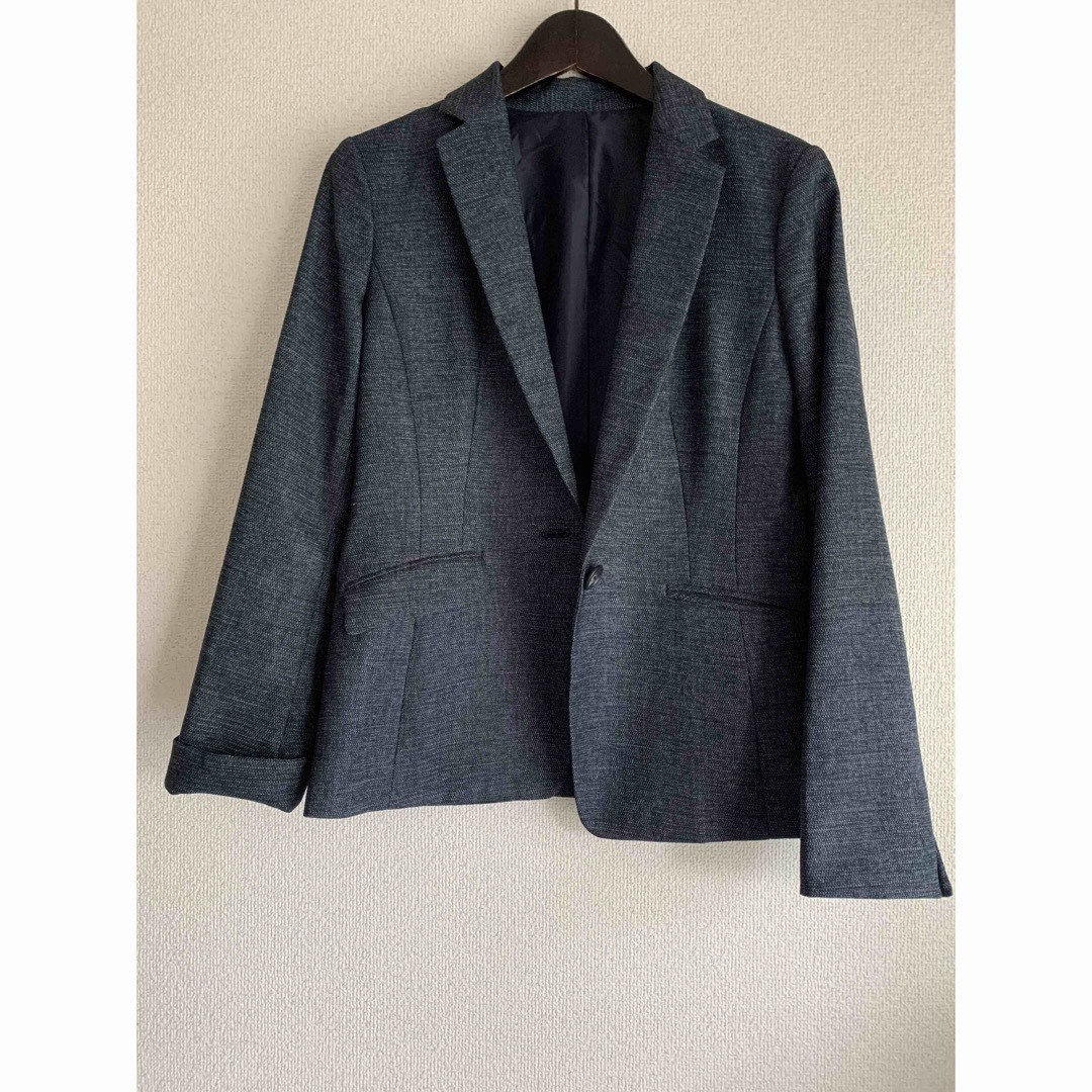 スーツ上下　上質なスーツ レディースのフォーマル/ドレス(スーツ)の商品写真