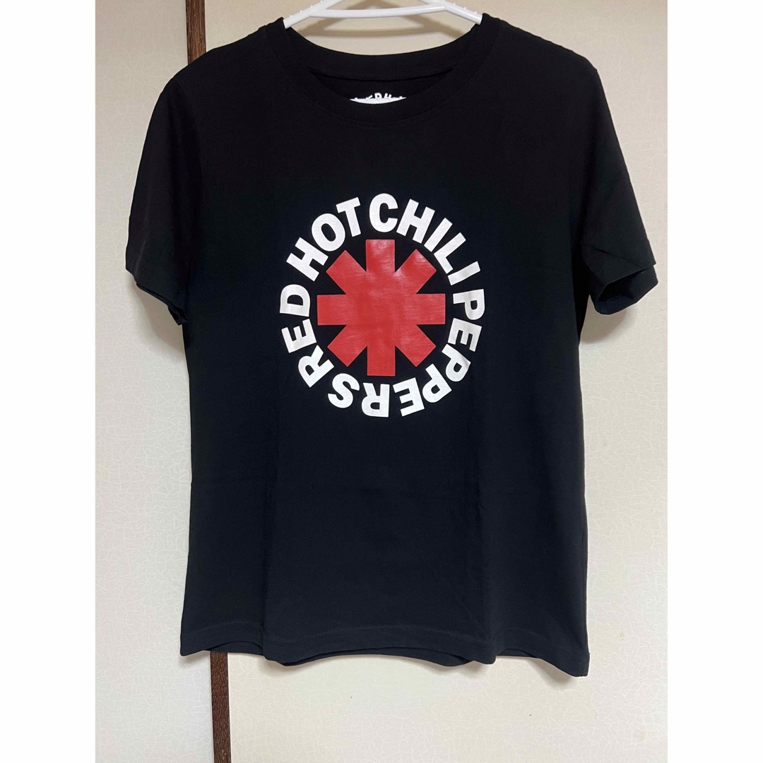 GU(ジーユー)のRED HOT CHILI  PEPPERS T-Shirts レディースのトップス(Tシャツ(半袖/袖なし))の商品写真