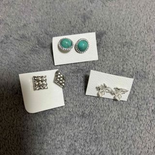 ピアス(ピアス)