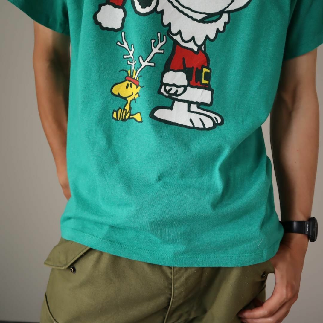 PEANUTS(ピーナッツ)の【PEANUTS】サンタ スヌーピー BIGプリント ルーズ Tシャツ XL 緑 メンズのトップス(Tシャツ/カットソー(半袖/袖なし))の商品写真