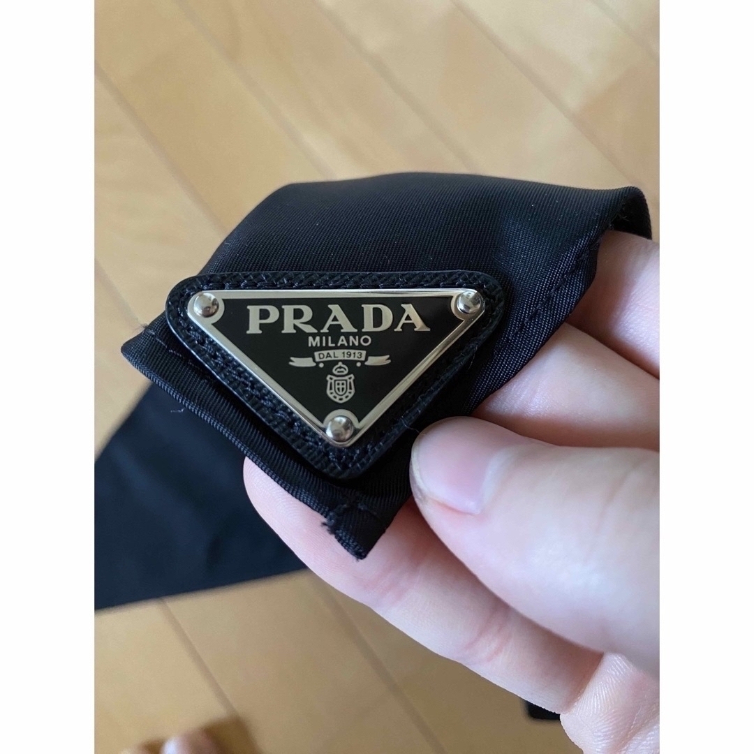 PRADA(プラダ)のPRADA プラダ　ギャバジンナイロン　フーラード　スカーフ　トライアングルロゴ レディースのファッション小物(バンダナ/スカーフ)の商品写真