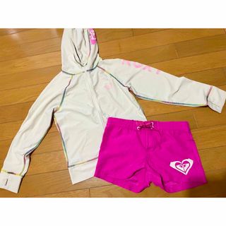 ロキシー(Roxy)の専用！ロキシー　キッズ　130㎝　ラッシュガード　ショートパンツ　ROXY(水着)