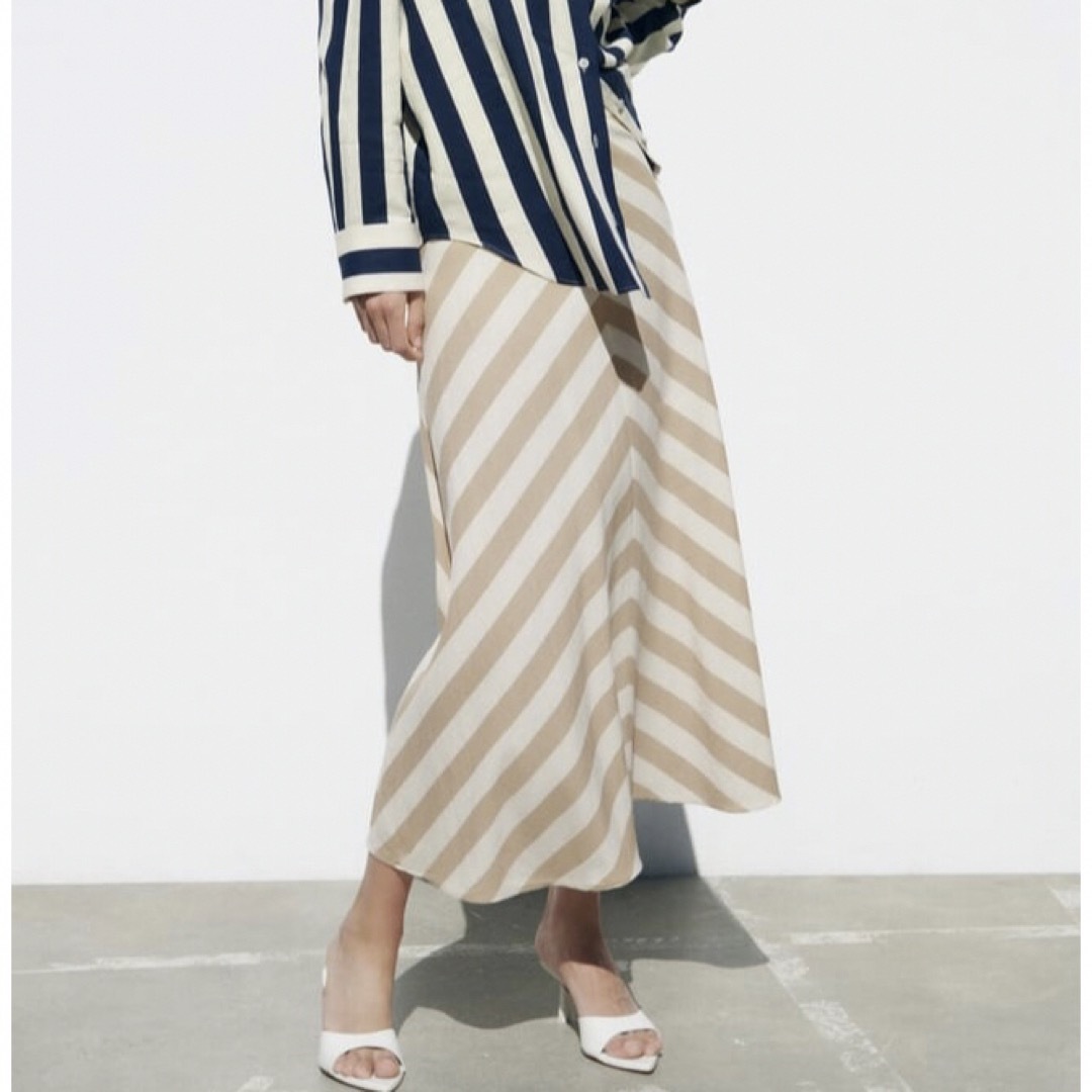ZARA - ZARA ストライプロングスカートの通販 by cat's shop ZARA - ZARA ストライプロングスカートの通販 by cat's shop