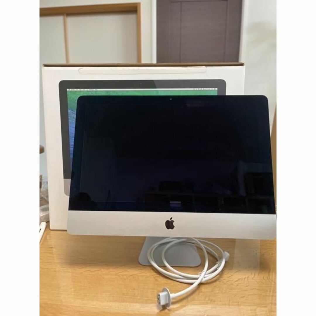 iMac 21.5inch 2014.本体.マウス付き.キーボード付.123 スマホ/家電/カメラのPC/タブレット(デスクトップ型PC)の商品写真