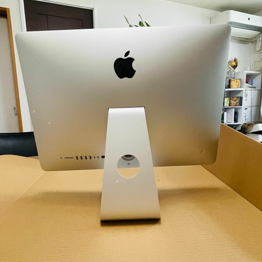 iMac Retina 4K, 21.5  2019 マウス　キーボード.123 スマホ/家電/カメラのPC/タブレット(デスクトップ型PC)の商品写真