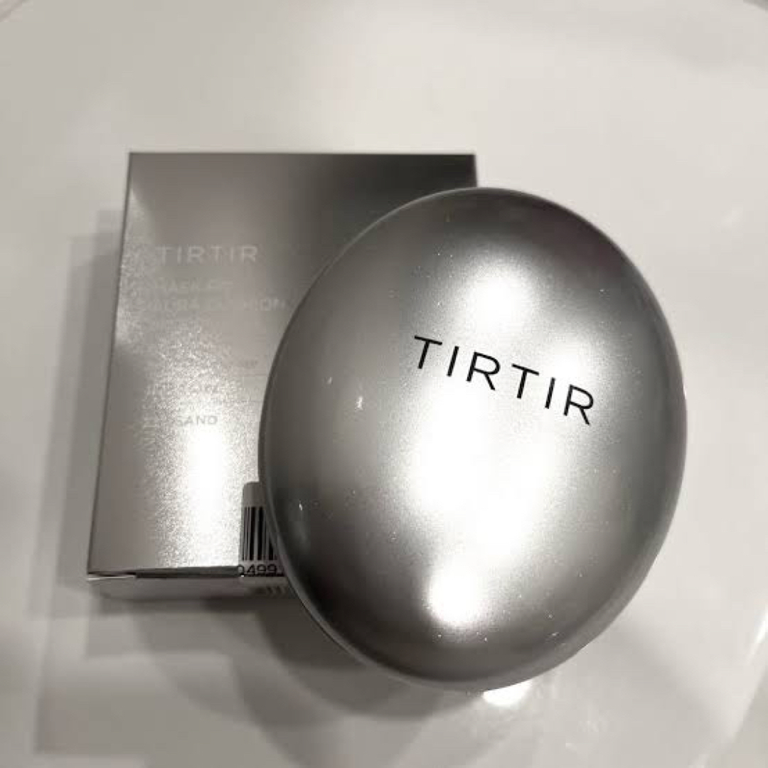 【即完売】TIRTIR クッションファンデ 21 ミニ コスメ/美容のベースメイク/化粧品(ファンデーション)の商品写真