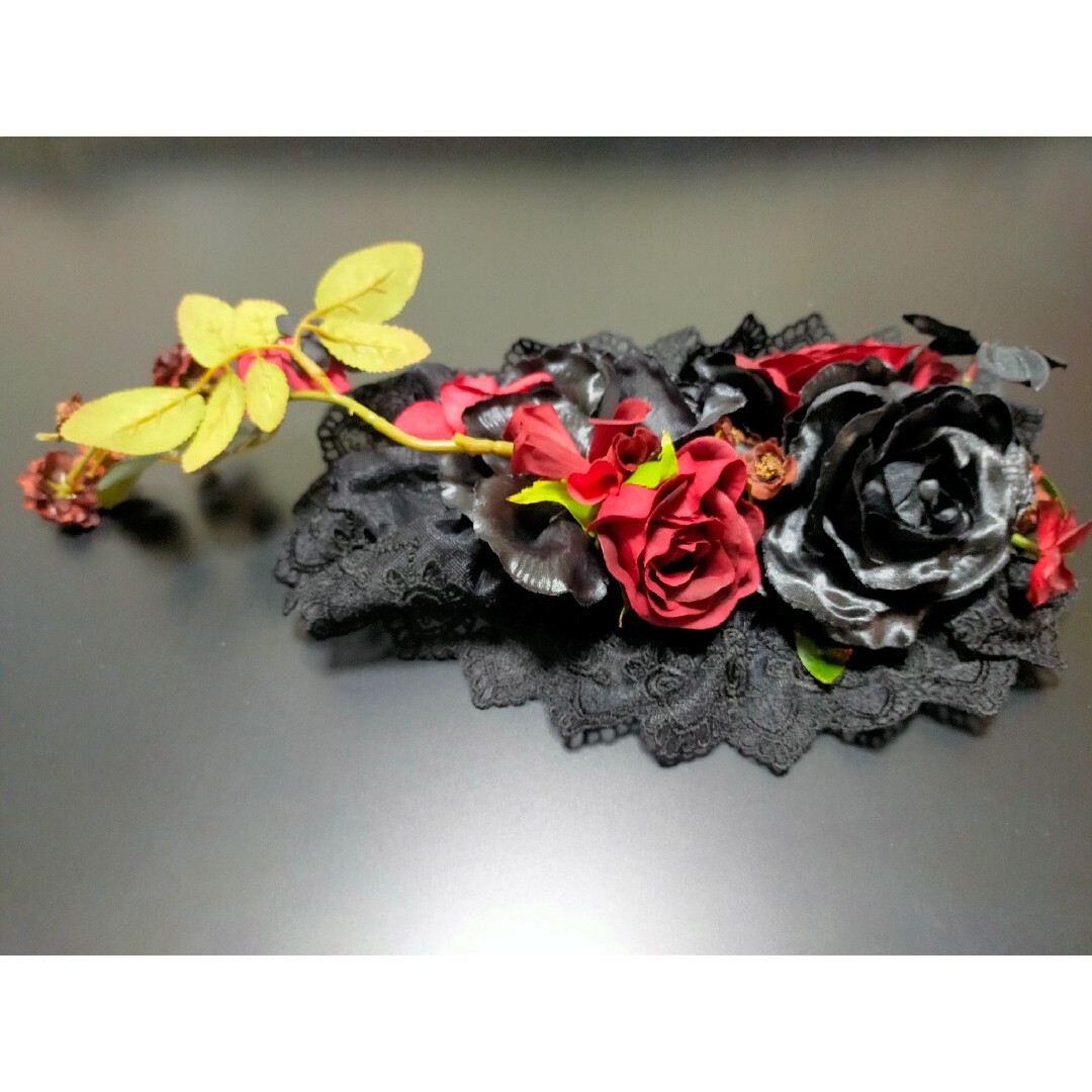 ATELIER BOZ(アトリエボズ)のMorunxMuuna Stoik 薔薇のヘッドドレス ハンドメイドのウェディング(ヘッドドレス/ドレス)の商品写真