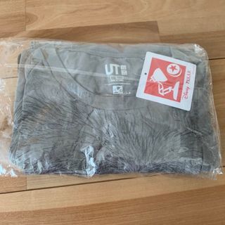 モンスターズインク　シャツ　グレー　UNIQLO UT サリー(Tシャツ/カットソー(半袖/袖なし))