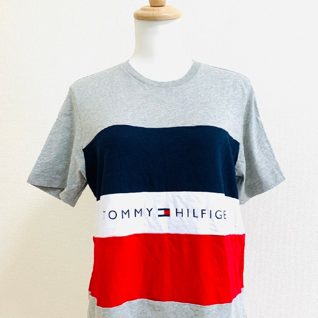 TOMMY HILFIGER(トミーヒルフィガー)のTOMMY HILFIGER トミーヒルフィガー　半袖Tシャツ　カラフル　ロゴ レディースのトップス(Tシャツ(半袖/袖なし))の商品写真