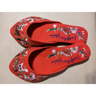 イレギュラーチョイス(Irregular Choice)のイレギュラーチョイス　フラットシューズ　刺しゅう　中国　チャイナ　赤(その他)