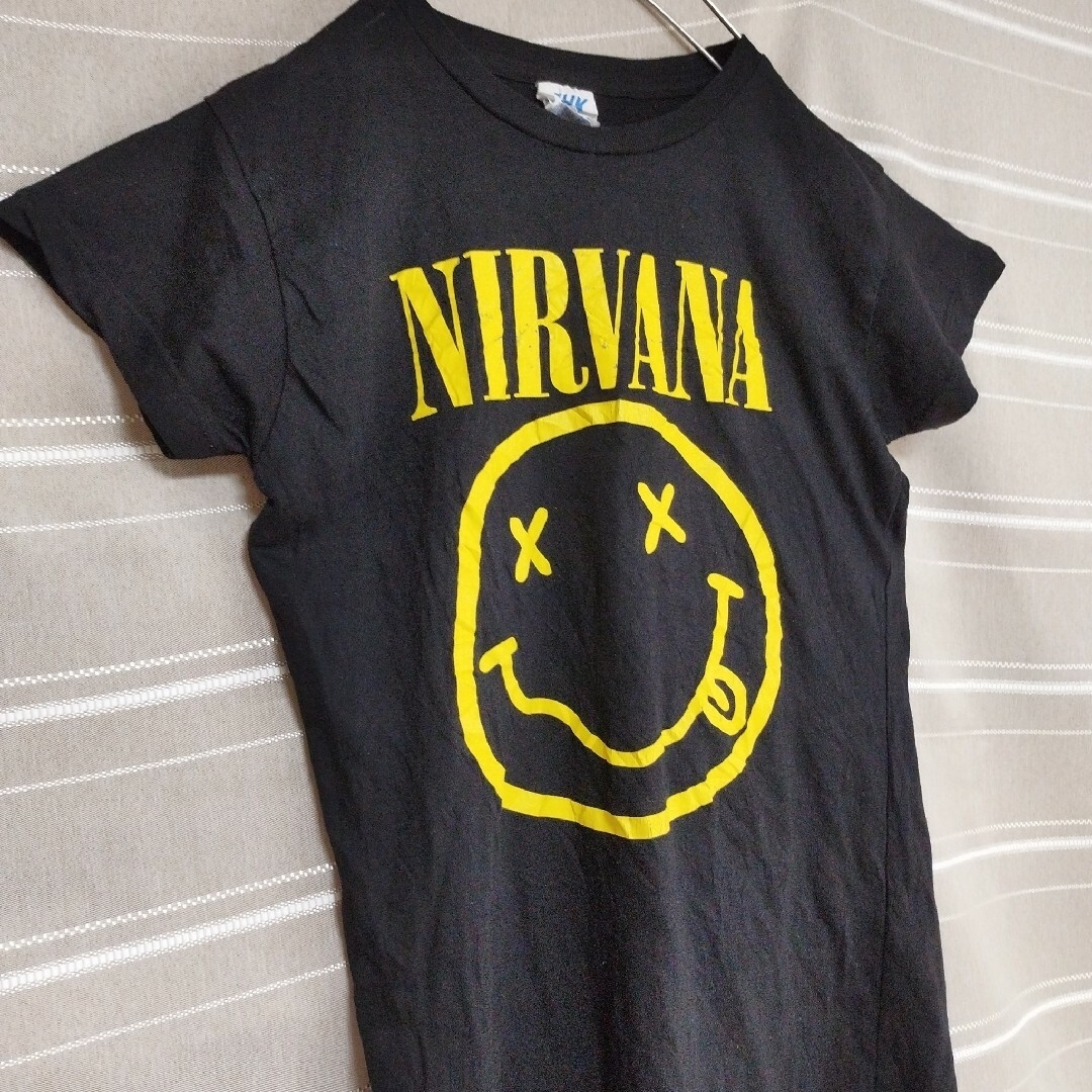 NIRVANA ニルヴァーナ　バンドTシャツ　バンT  希少カラー　一点物.