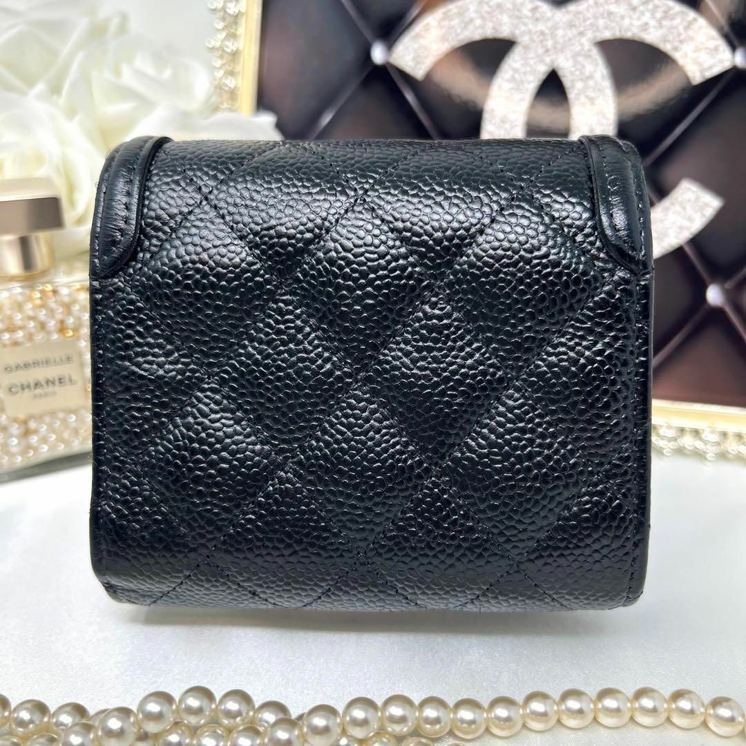 【美品】CHANEL  CCフ ィリグリー キャビアスキン マトラッセ ミニ財布