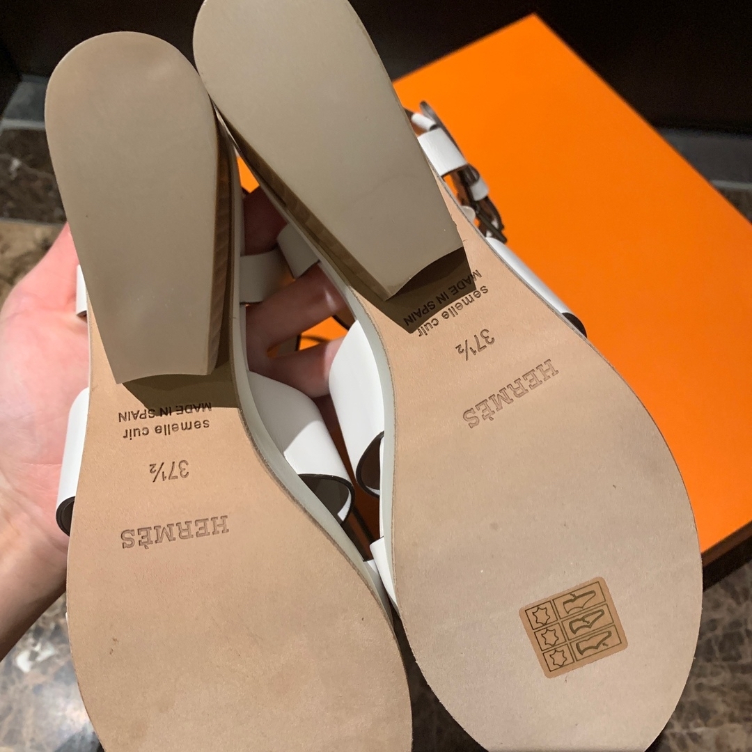 Hermes(エルメス)のエルメス　ウエッジ　サンダル　37.5 新品 レディースの靴/シューズ(サンダル)の商品写真