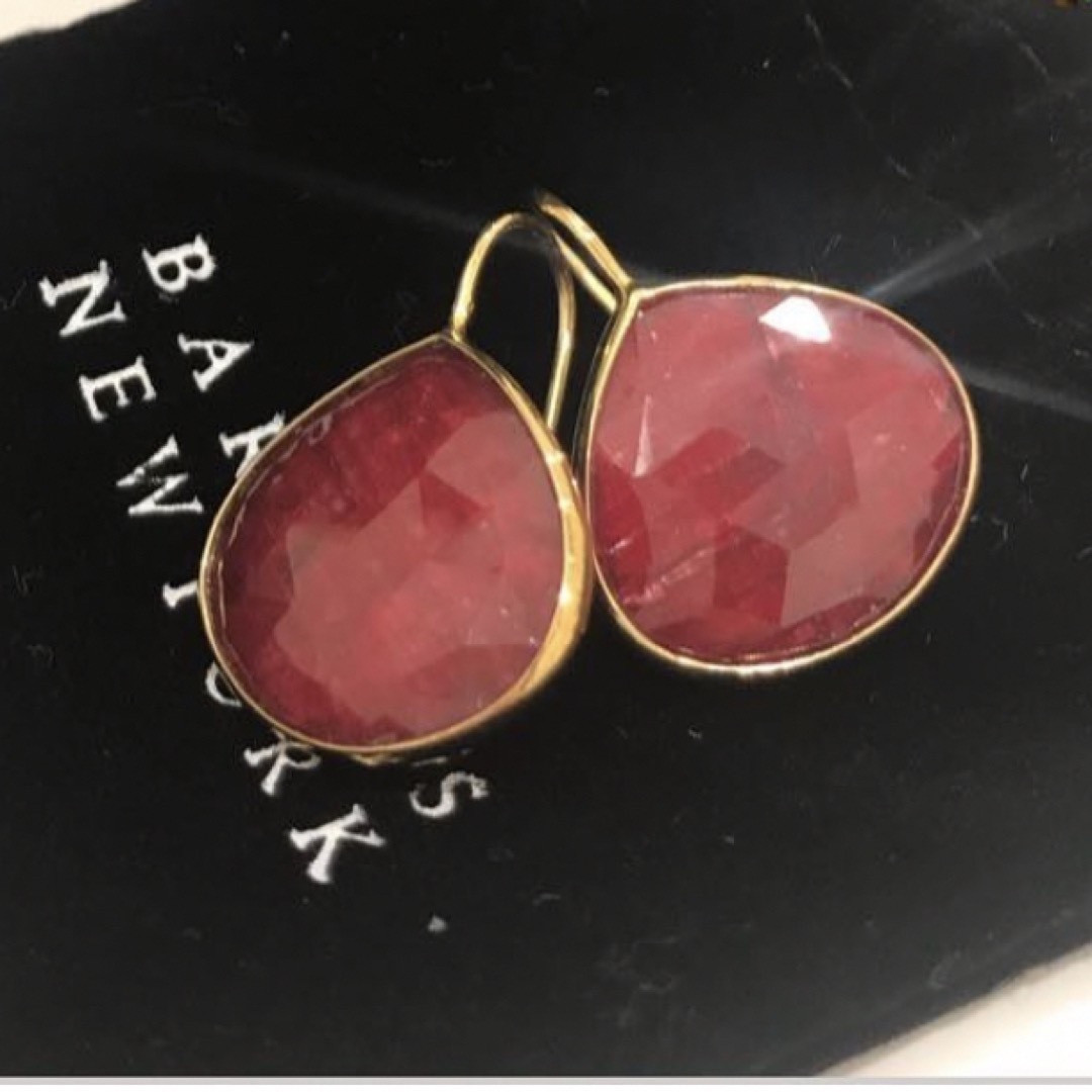 BARNEYS NEW YORK(バーニーズニューヨーク)のバーニーズニューヨーク購入⭐︎ラスール ルビードロップピアス レディースのアクセサリー(ピアス)の商品写真