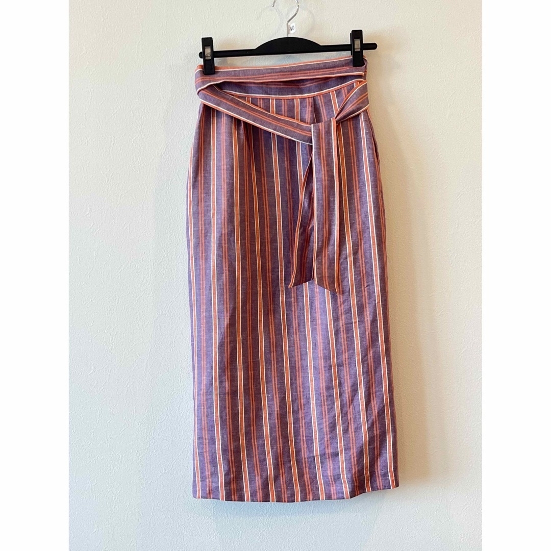 Drawer(ドゥロワー)の【MYLAN/マイラン】ストライプストレートラップスカート⭐︎美品 レディースのスカート(ロングスカート)の商品写真
