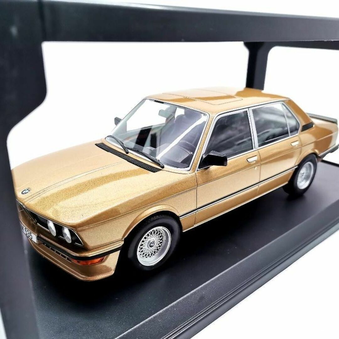 ミニカー ノレブ 1/18 BMW M535i ゴールドミニカー