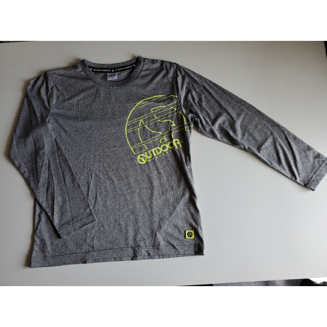 OUTDOOR PRODUCTS(アウトドアプロダクツ)の長袖Tシャツ　サイズ　160 キッズ/ベビー/マタニティのキッズ服男の子用(90cm~)(Tシャツ/カットソー)の商品写真