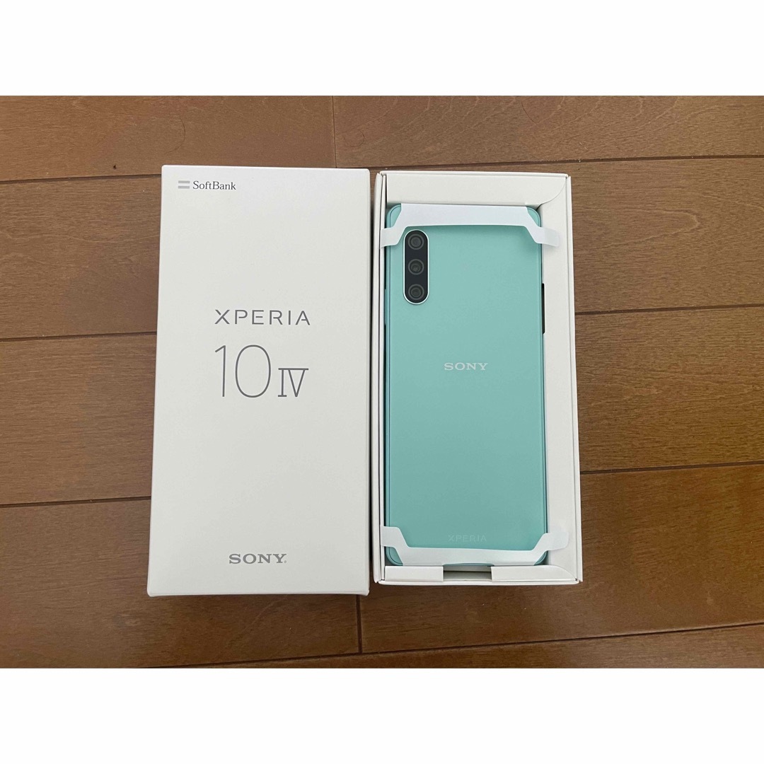 Xperia(エクスペリア)のXperia 10 IV SONY SoftBank  ミント　未使用一括購入品 スマホ/家電/カメラのスマートフォン/携帯電話(スマートフォン本体)の商品写真