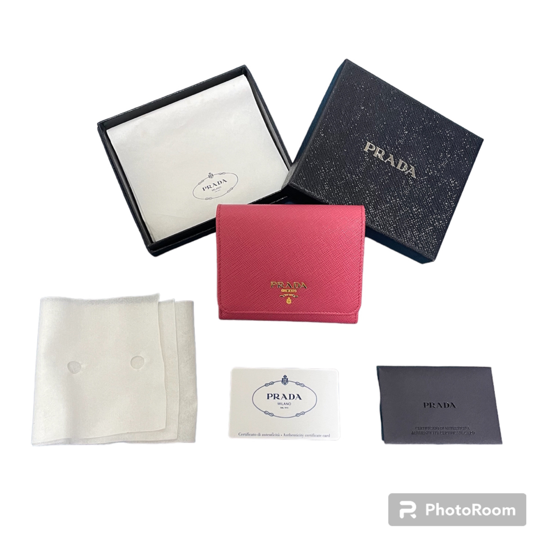 【新品・正規品】 プラダ　1MH176  三つ折り財布  サフィアーノ　ピンク