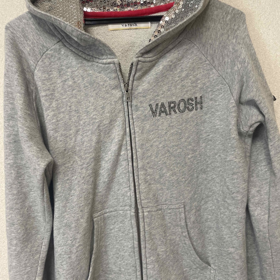 Varosh(ヴァロッシュ)のVaroshヴァロッシュパーカー メンズのトップス(パーカー)の商品写真