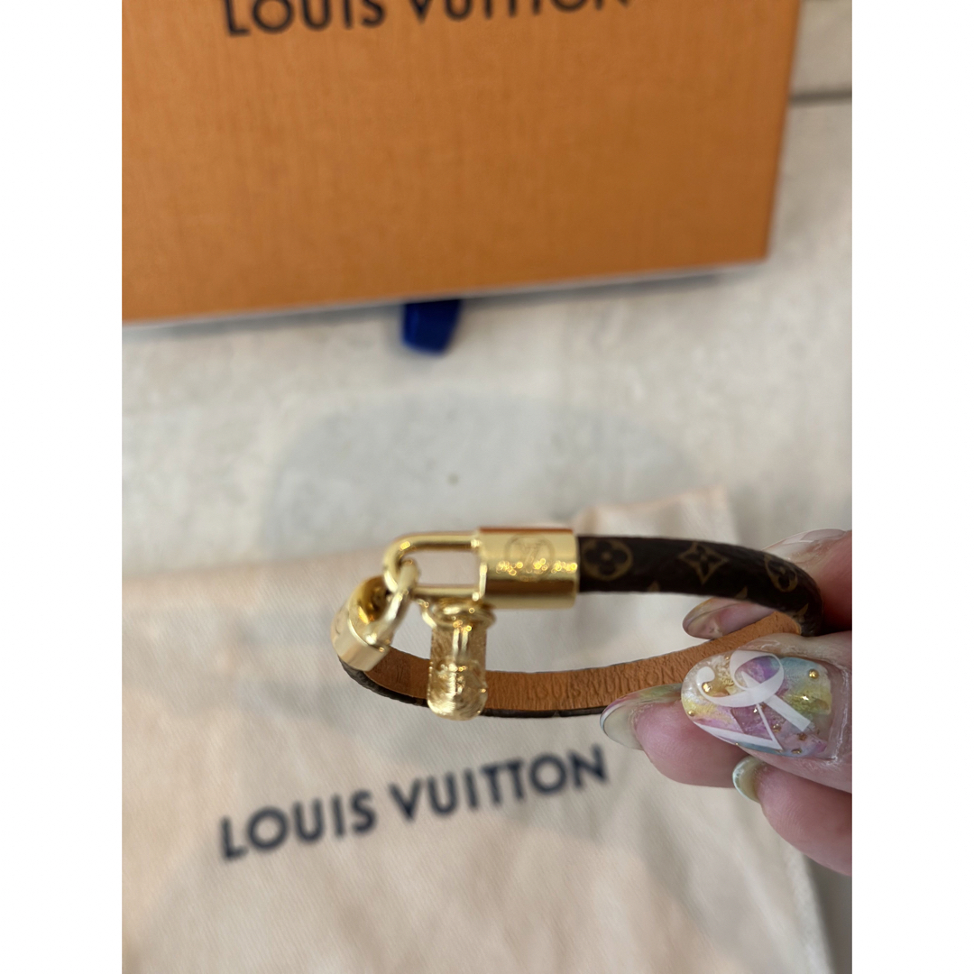 LOUIS VUITTON(ルイヴィトン)のLOUIS VUITTONブレス レディースのアクセサリー(ブレスレット/バングル)の商品写真