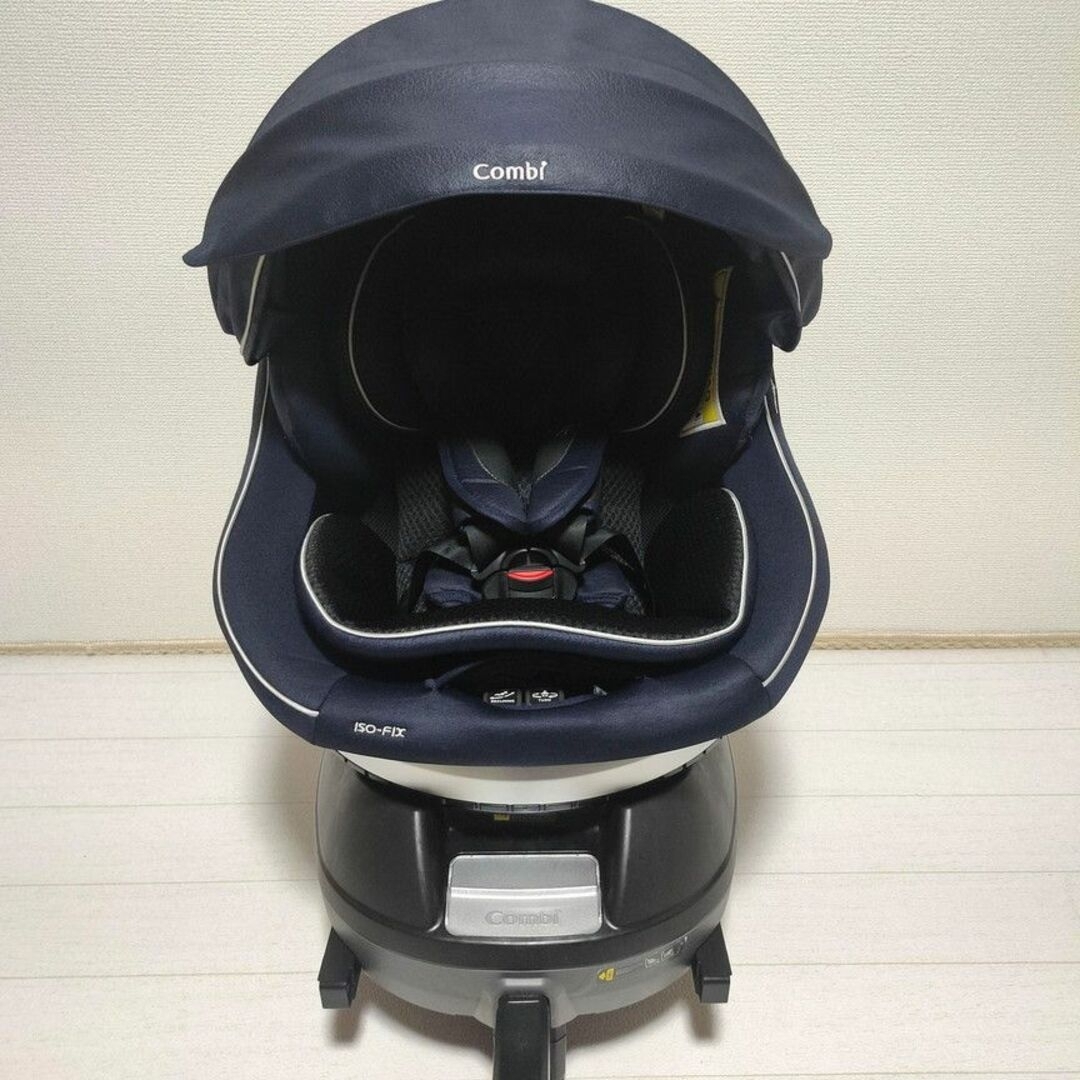 【送料込】コンビ 綺麗 クルムーヴスマートISOFIX コンパクト 新生児～