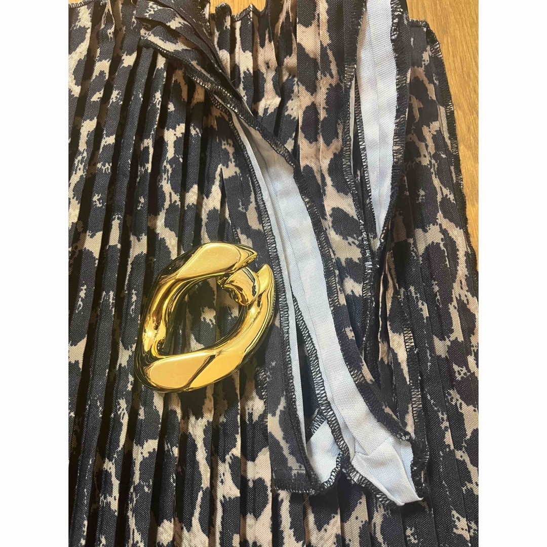 ドゥーズィエムクラス セルリ LEOPARD BIG プリーツバッグ ドゥーズィエムクラス セルリ LEOPARD BIG プリーツバッグ