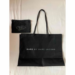 MARC JACOBSマークジィェコブストートバッグ。