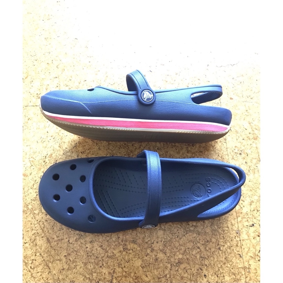 crocs(クロックス)の新品！クロックス レトロ メリージェーン W7 レディースの靴/シューズ(サンダル)の商品写真