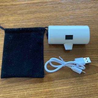 モバイルバッテリー iPhone 軽量 小型 5000mAh 直(バッテリー/充電器)