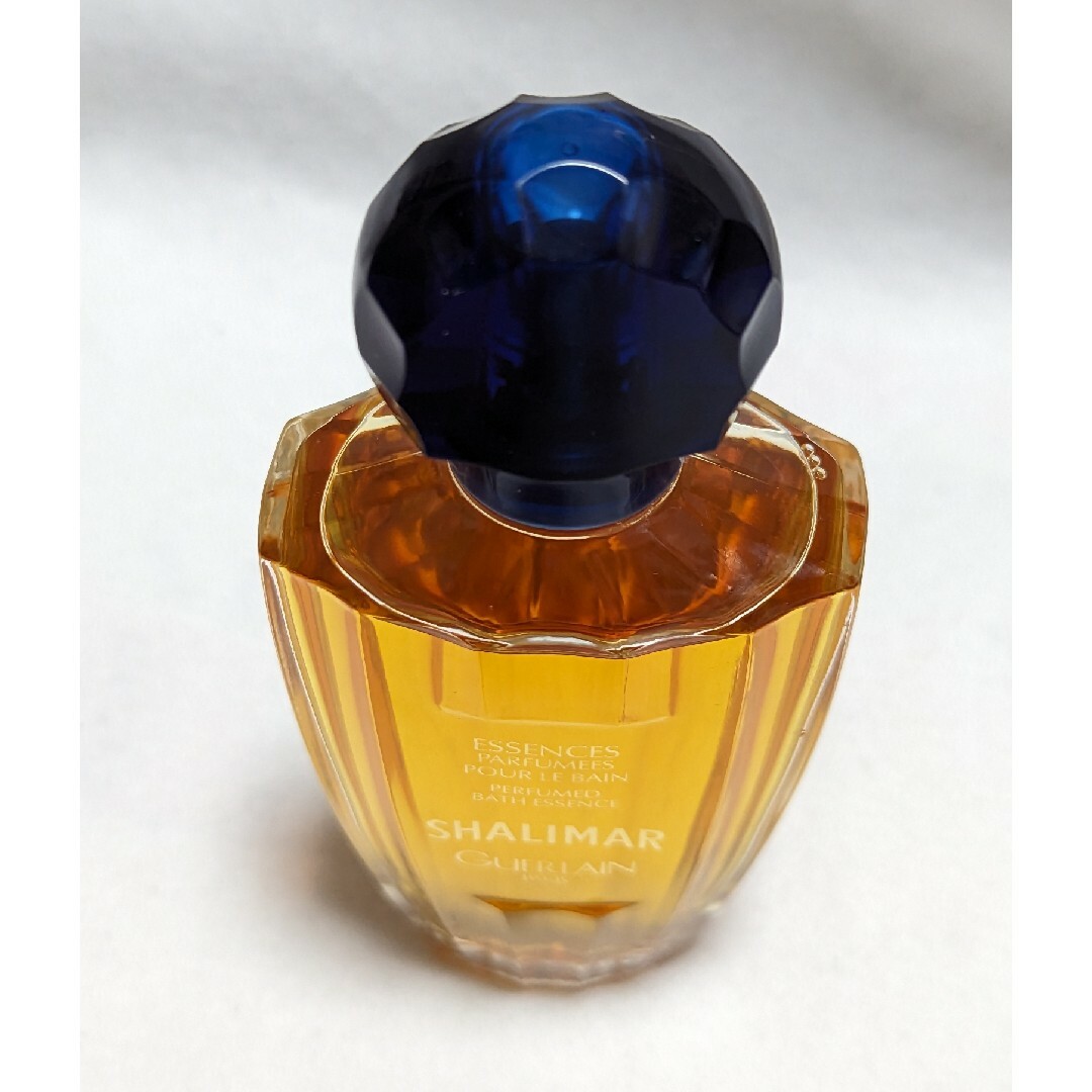 GUERLAIN(ゲラン)のゲランシャリマーパフュームドバスエッセンス100ml コスメ/美容のリラクゼーション(その他)の商品写真