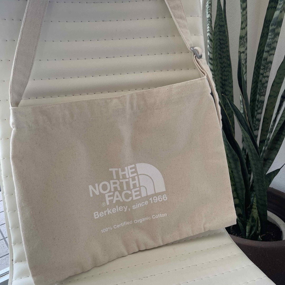 THE NORTH FACE(ザノースフェイス)のTHE NORTH FACE カバン メンズのバッグ(ショルダーバッグ)の商品写真