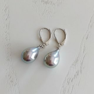 【PEARLOUNGE】グレーパール ティアードロップ シルバーフック ピアス(ピアス)