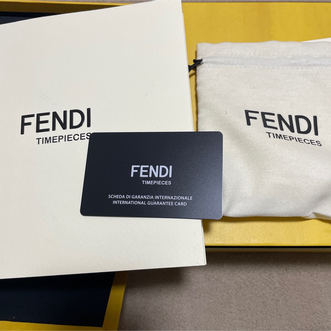 FENDI(フェンディ)のフェンディ　フォーエバー29SS/2N DIA ウォッチ レディースのファッション小物(腕時計)の商品写真