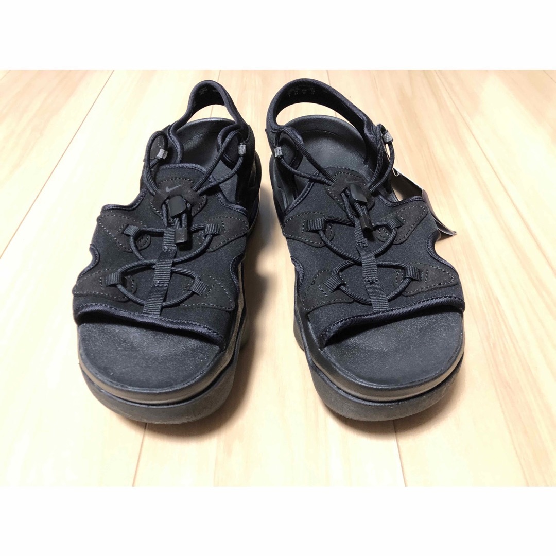 新品未使用　ナイキ　エアマックスココ　25　NIKE　KOKO