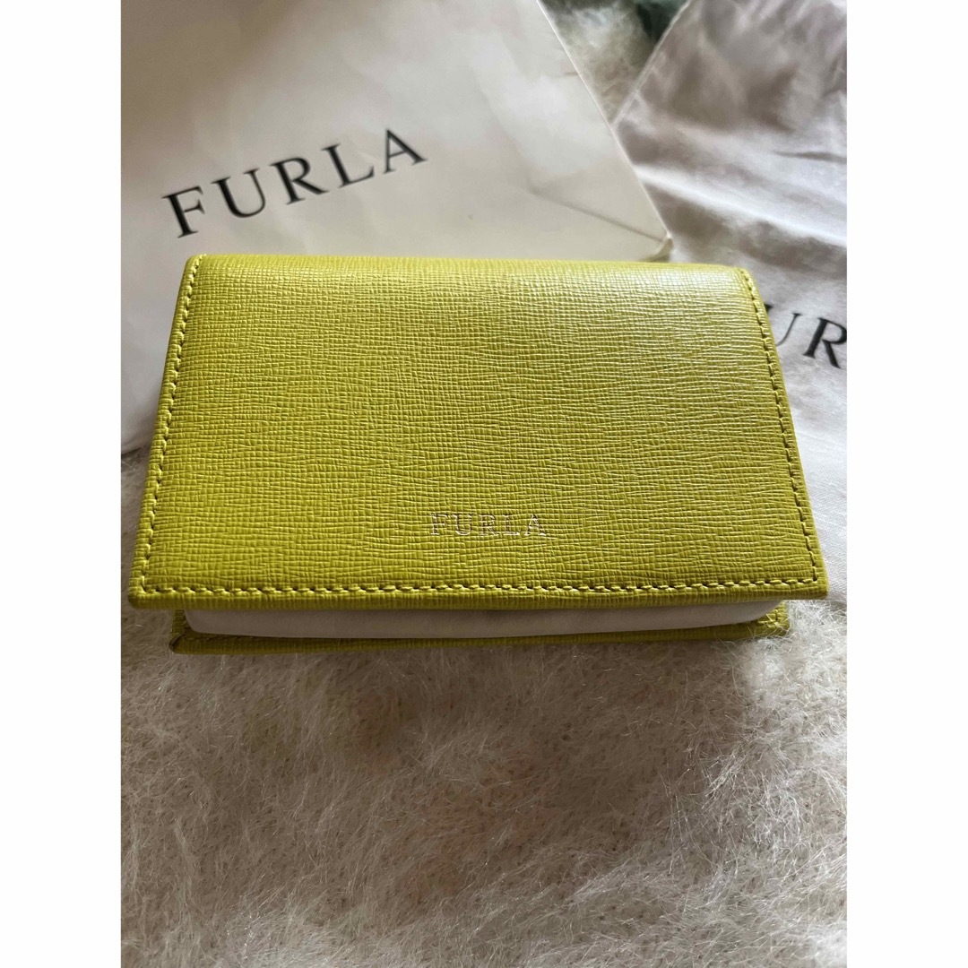 美品 FURLA フルラ二つ折り財布 黄色 イエロー