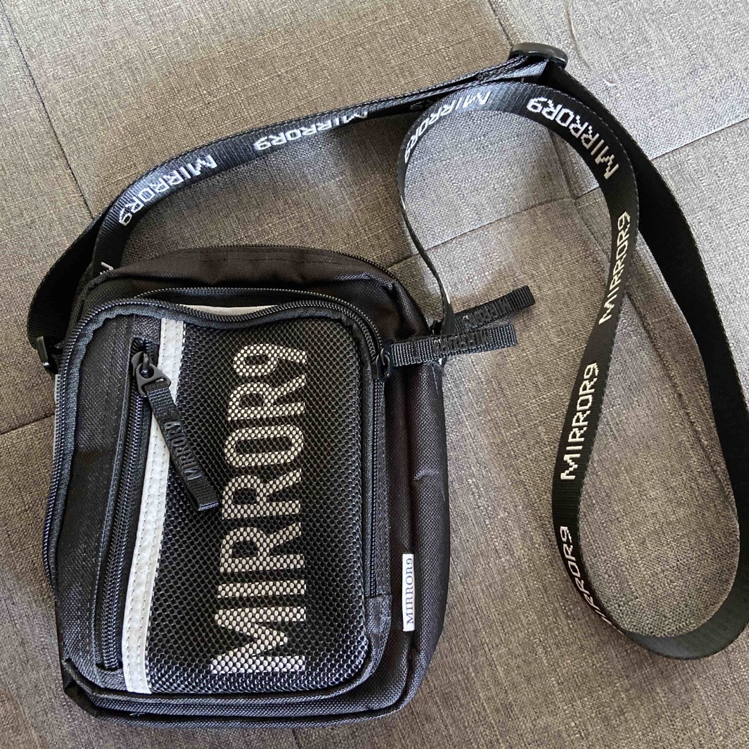 mirror9 ミラーナイン Mesh Logo Shoulder Bagの通販 by Riis'sshop ...