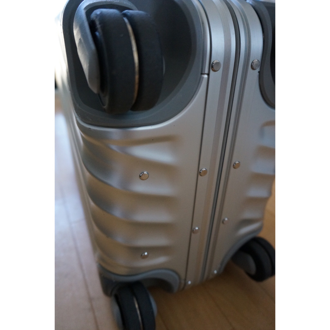 TUMI(トゥミ)のTUMI 19 DEGREE ALUMINIUMインターナショナル・キャリーオン メンズのバッグ(トラベルバッグ/スーツケース)の商品写真