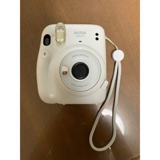 instax11 (フィルムカメラ)