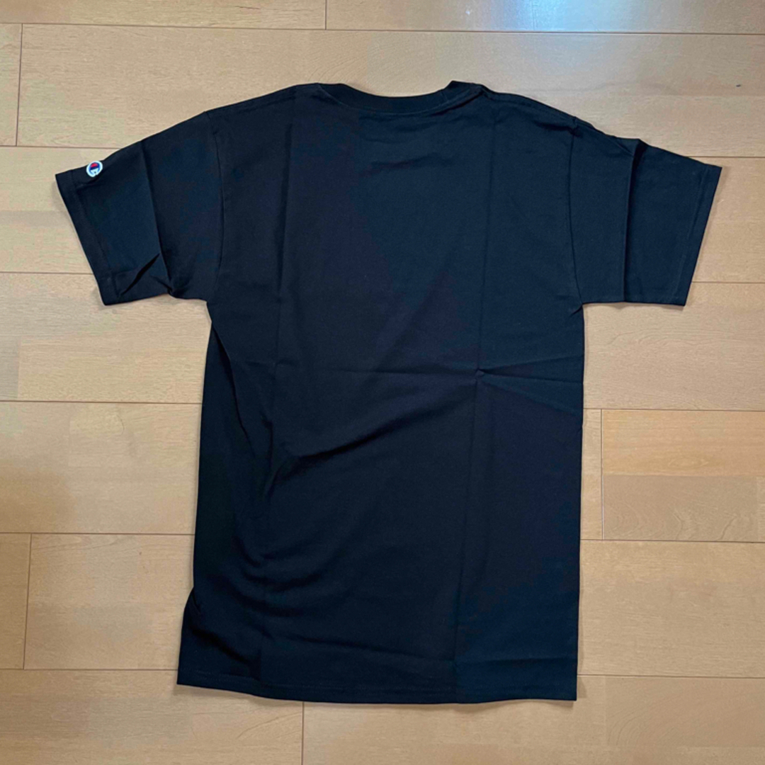 Champion(チャンピオン)の【新品】チャンピオン　Tシャツ　ブラック　メンズS サイズ　レディースMサイズ メンズのトップス(Tシャツ/カットソー(半袖/袖なし))の商品写真