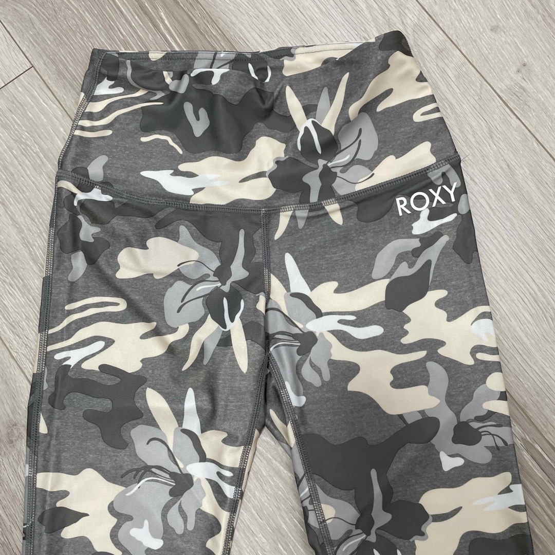 Roxy(ロキシー)のロキシー　レギンス　ヨガ、ランニングにも◎ レディースのレッグウェア(レギンス/スパッツ)の商品写真