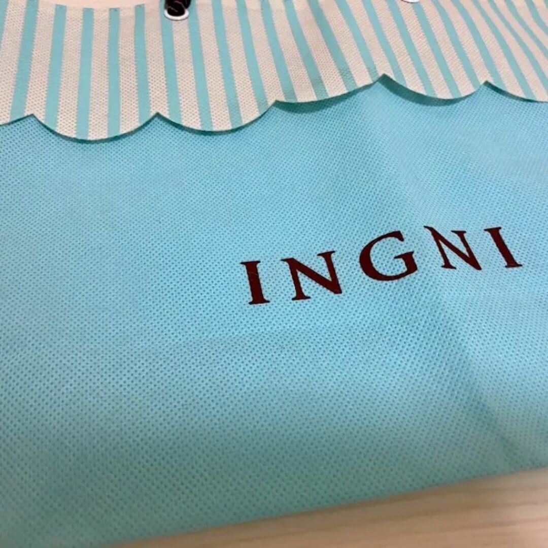 INGNI(イング)の【大人気商品】【INGNI】イング ショップ袋 ショッパー 不織布 水色 ブルー レディースのバッグ(ショップ袋)の商品写真